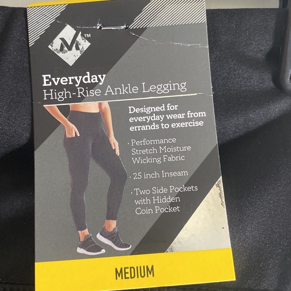 Nwt Members mark legging - Picture 5 of 7